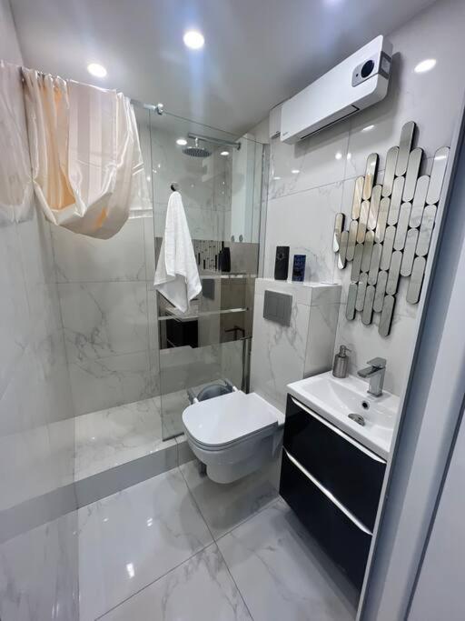 Maison Appartement Triplex Avec Jacuzzi Et Sauna Saint-Etienne  Exteriér fotografie